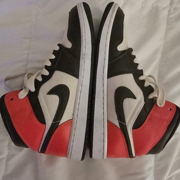 Jordan's - Picture 1 of 7